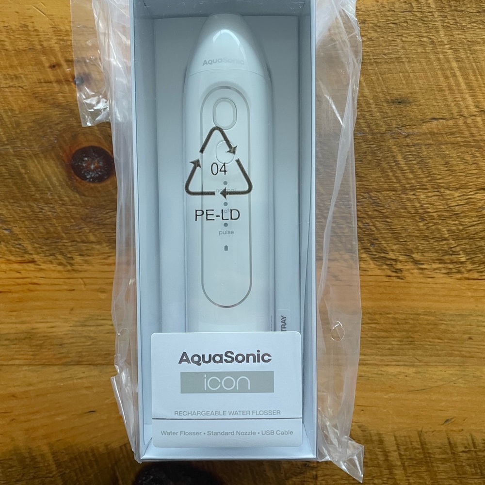 AquaSonic Icon Rechargeable Water Flosser